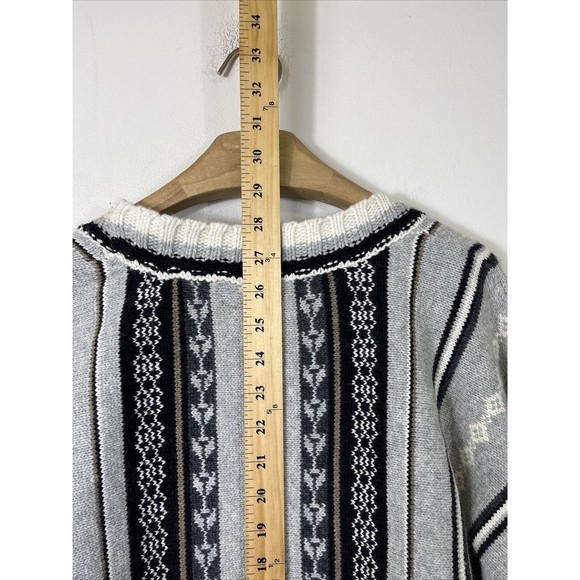 Old Navy Women's Aztec Print Scoop Neck Sweater Gray Large NWT $34 Sparkly - Picture 5 of 7